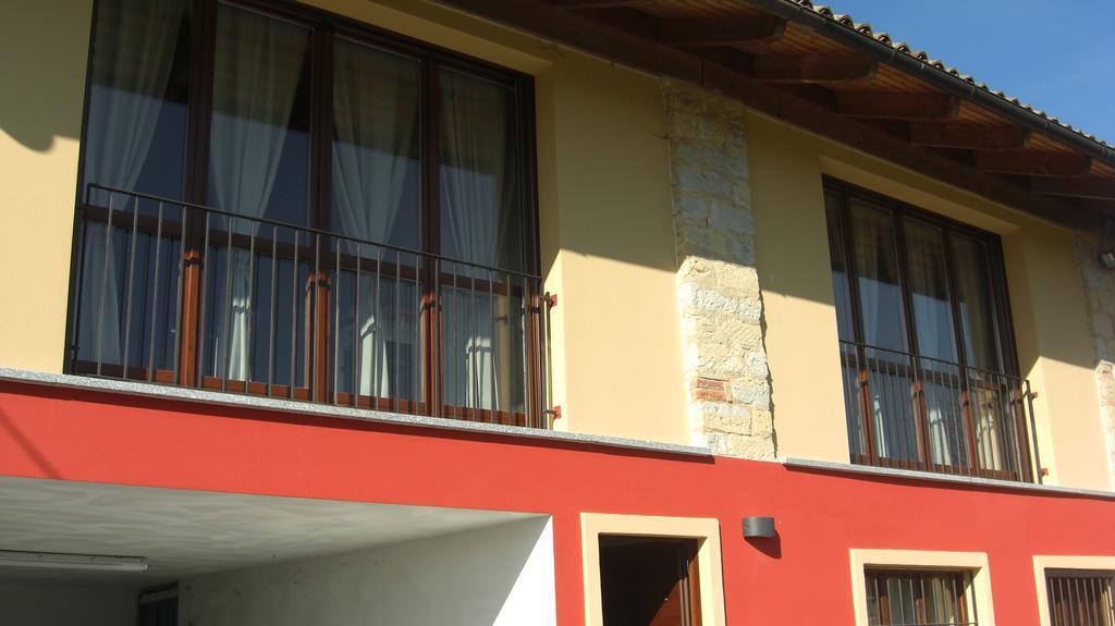 B&B Rooms Moncalvo Exterior photo